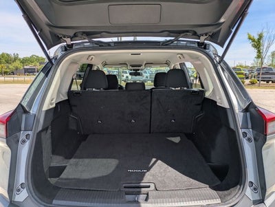 2023 Nissan Rogue SV FWD