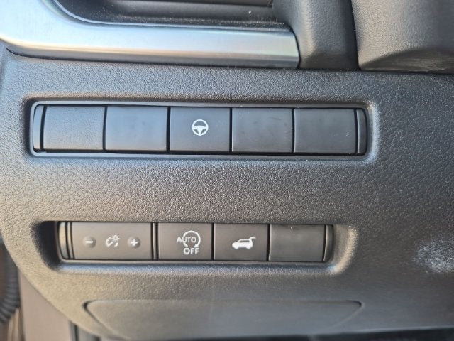 2025 Nissan Rogue SV FWD
