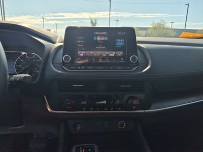 2025 Nissan Rogue SV FWD