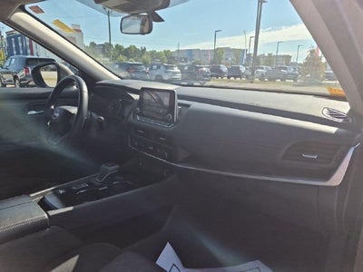 2025 Nissan Rogue SV FWD