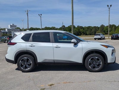 2024 Nissan Rogue SV FWD