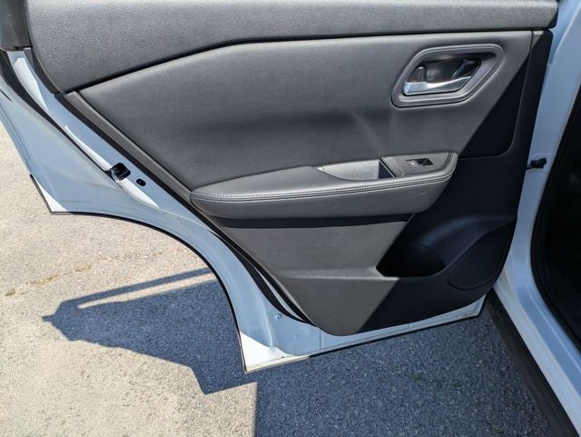 2024 Nissan Rogue SV FWD