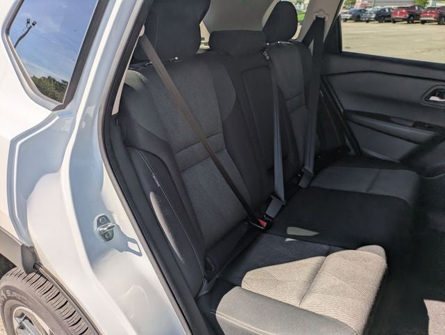 2024 Nissan Rogue SV FWD