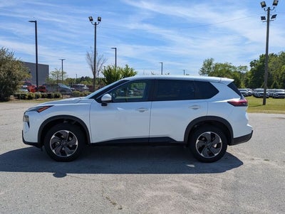 2024 Nissan Rogue SV FWD