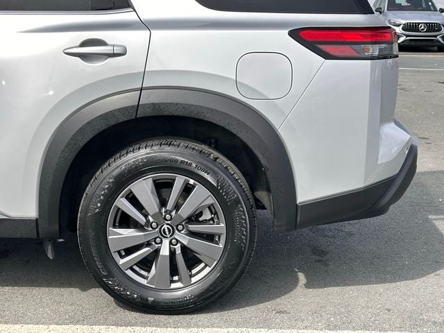 2025 Nissan Pathfinder SV 4WD