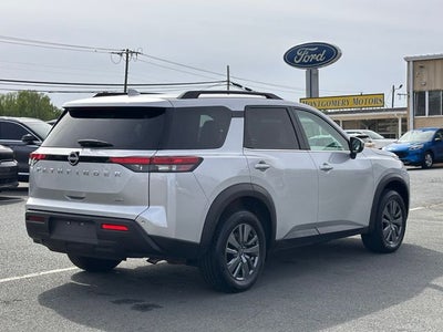 2025 Nissan Pathfinder SV 4WD
