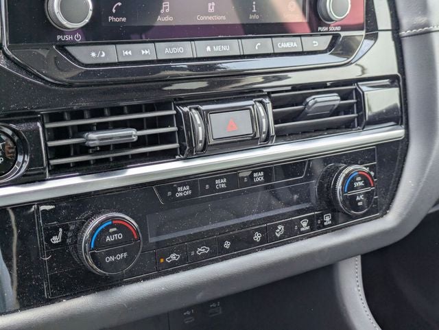 2025 Nissan Pathfinder SV 4WD