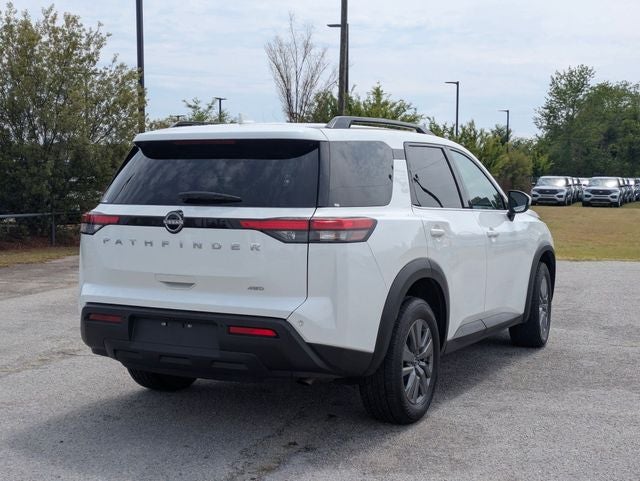 2025 Nissan Pathfinder SV 4WD