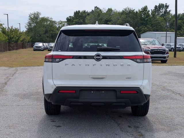 2025 Nissan Pathfinder SV 4WD
