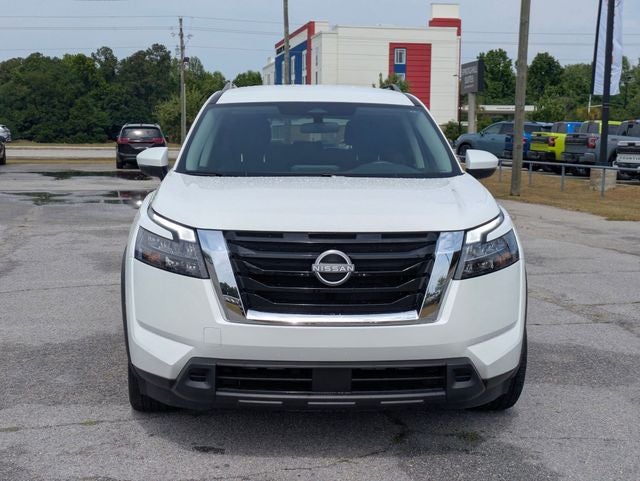 2025 Nissan Pathfinder SV 4WD
