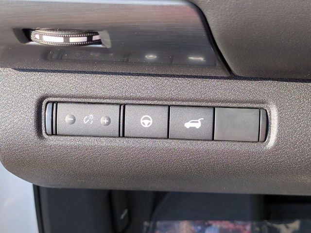 2024 Nissan Pathfinder SL FWD