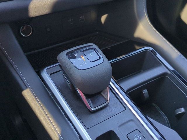 2024 Nissan Pathfinder SL FWD
