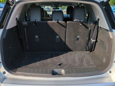 2024 Nissan Pathfinder SL FWD
