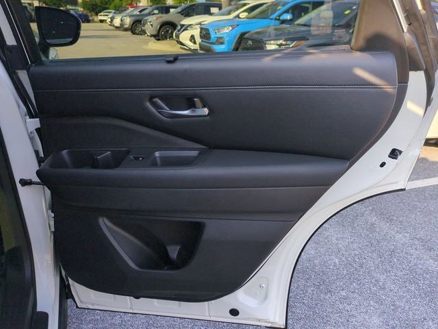 2024 Nissan Pathfinder SL FWD