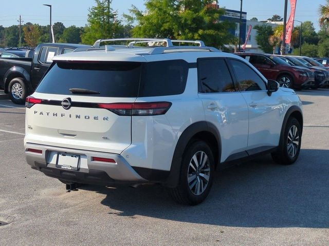 2024 Nissan Pathfinder SL FWD