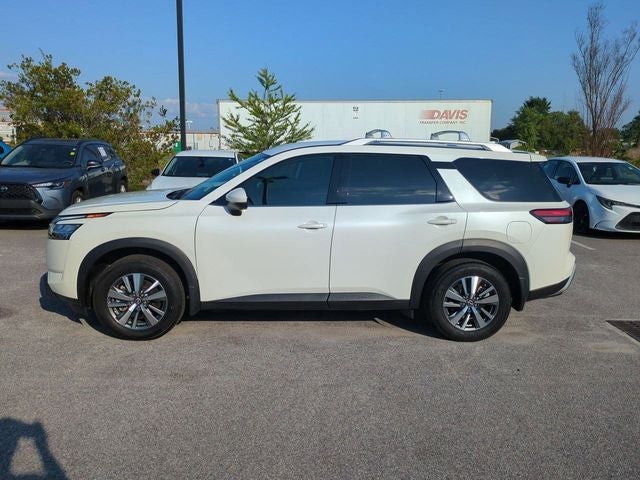 2024 Nissan Pathfinder SL FWD