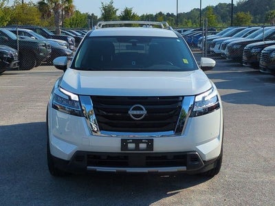 2024 Nissan Pathfinder SL FWD