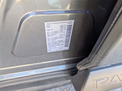 2023 Nissan Pathfinder SL FWD