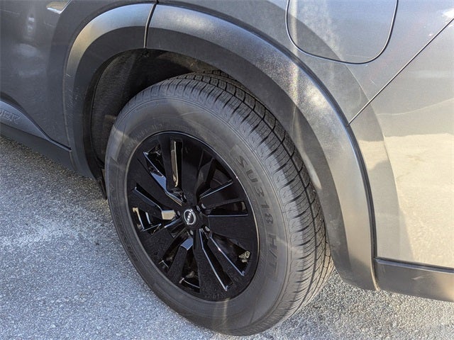 2023 Nissan Pathfinder SL FWD