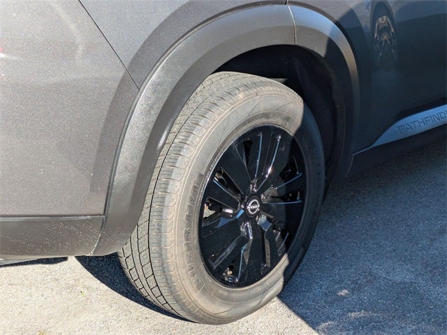 2023 Nissan Pathfinder SL FWD