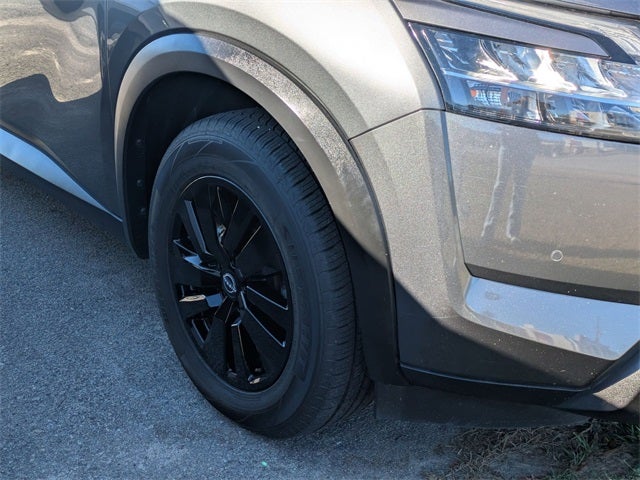 2023 Nissan Pathfinder SL FWD