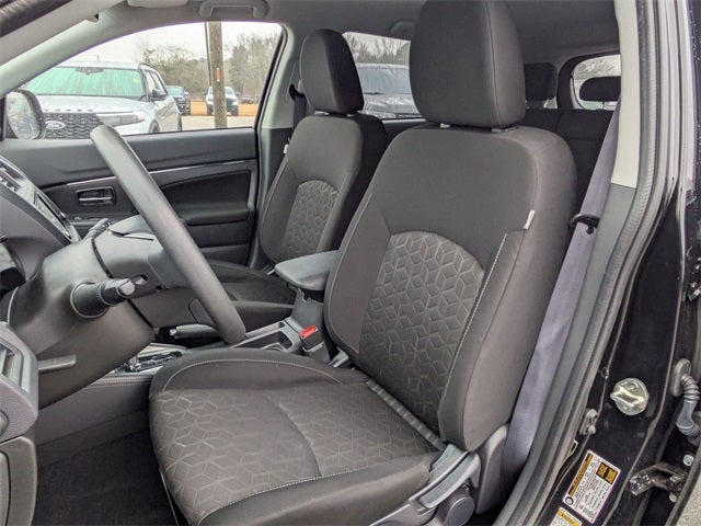 2025 Mitsubishi Outlander Sport Base