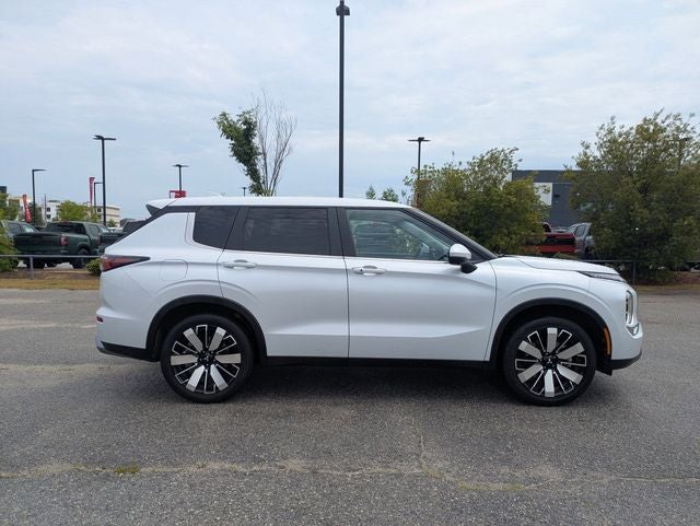 2025 Mitsubishi Outlander SE 2.5 2WD
