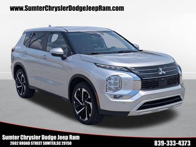 2024 Mitsubishi Outlander Base