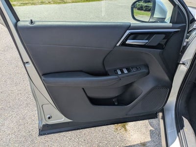 2024 Mitsubishi Outlander Base