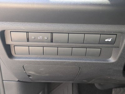 2024 Mitsubishi Outlander Base