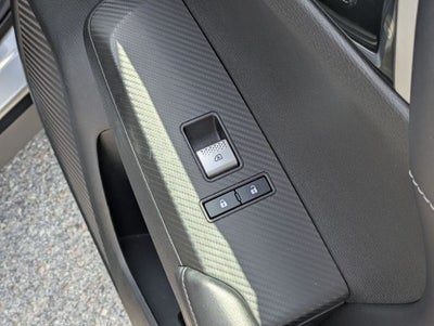2024 Mitsubishi Outlander Base