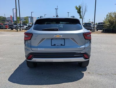 2025 Chevrolet Trax FWD LT