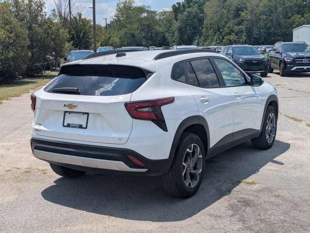 2025 Chevrolet Trax FWD LT