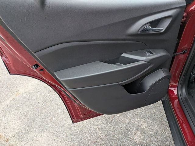 2025 Chevrolet Trax FWD LT