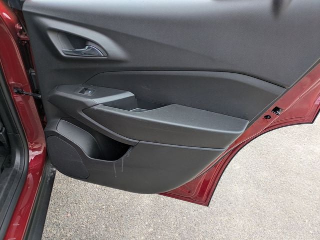 2025 Chevrolet Trax FWD LT