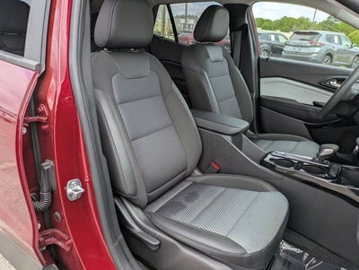 2025 Chevrolet Trax FWD LT