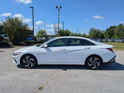 2025 Hyundai Elantra SEL Convenience