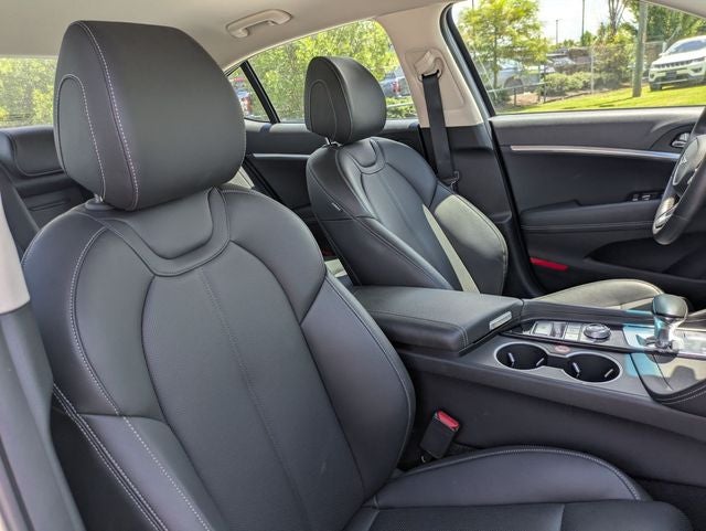 2026 Genesis G70 2.5T RWD
