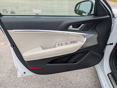 2025 Genesis G70 2.5T RWD