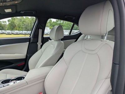 2025 Genesis G70 2.5T RWD