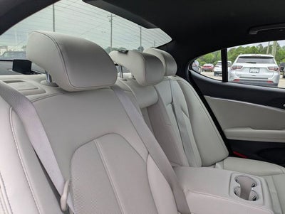 2025 Genesis G70 2.5T RWD