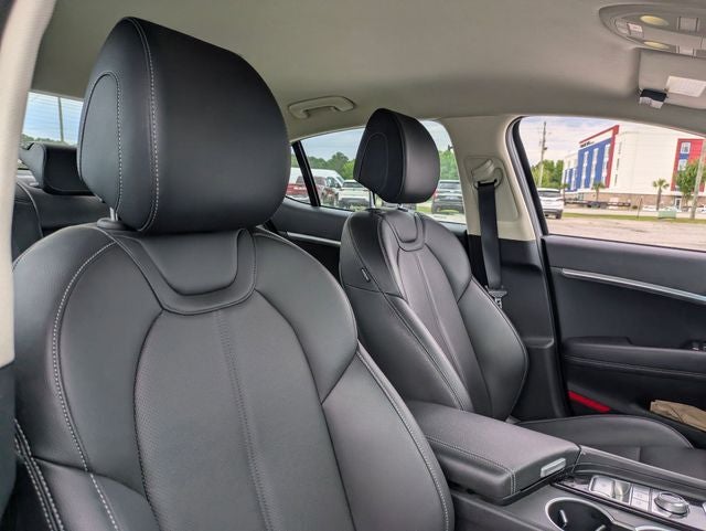 2025 Genesis G70 2.5T RWD