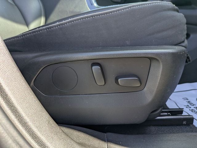 2023 Buick Envision Essence FWD