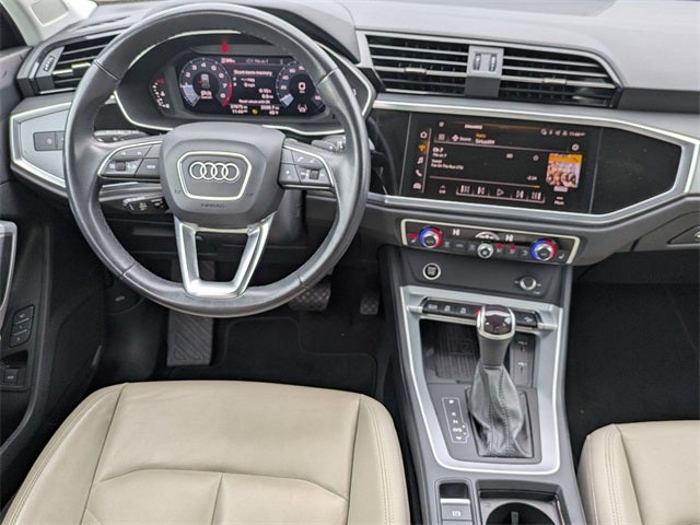 2024 Audi Q3 Premium 45 TFSI S line quattro Tiptronic