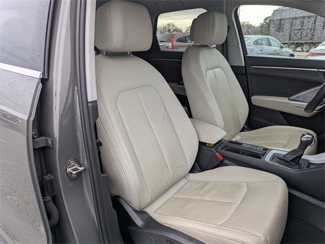 2024 Audi Q3 Premium 45 TFSI S line quattro Tiptronic