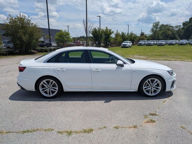 2022 Audi A4 Premium Plus 45 TFSI S line quattro S tronic