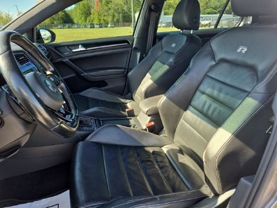 2016 Volkswagen Golf R 4-Door