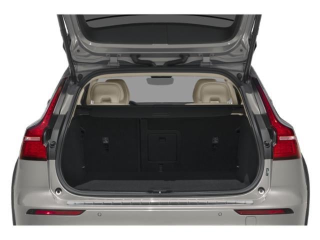 2023 Volvo V60 Cross Country B5 Plus