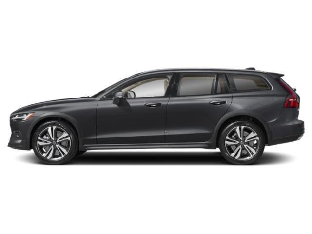 2023 Volvo V60 Cross Country B5 Plus