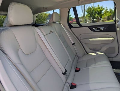 2023 Volvo V60 Cross Country B5 Plus